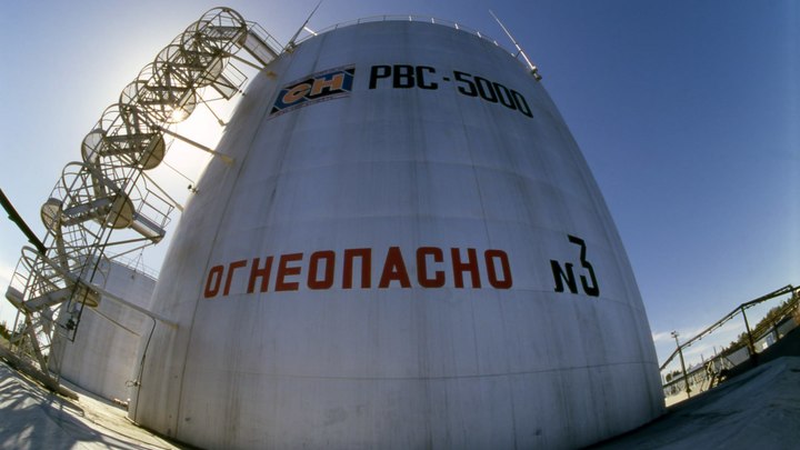 Украинский дрон атаковал нефтеперерабатывающие заводы в Краснодарском крае