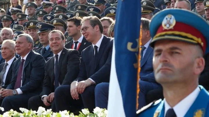 Вучич: западные дипломаты испугались визита Белоусова на парад в Белград