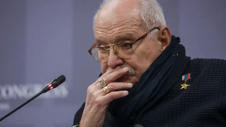 На стол брошен последний козырь: Михалков заговорил о крахе России и президентах - битва за право быть началась