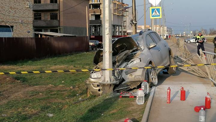 Мальчик после аварии еще был жив: стали известны подробности ДТП в с полицейским и ребенком