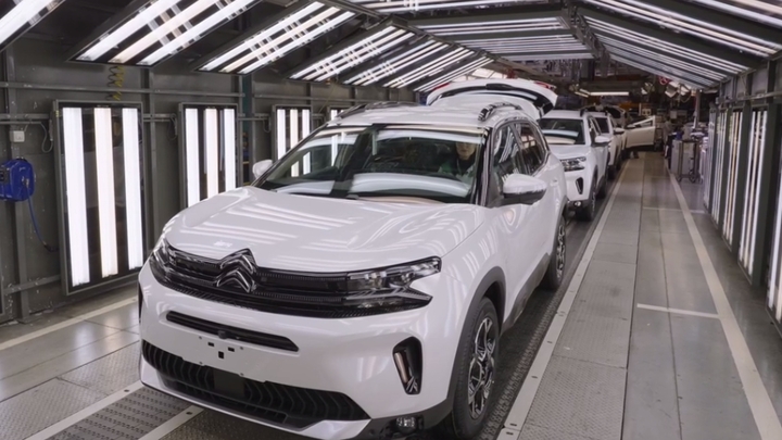 В Калуге запустили конвеер по производству кроссоверов Citroёn