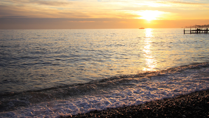 Грузинские активисты пытались обидеть русских. И прогадали, услышав ответ