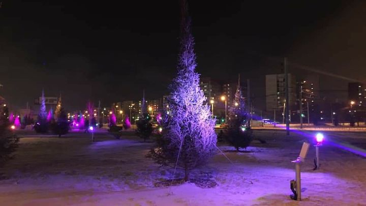 В Челябинске вместо пустыря оборудовали сквер в Ленинском районе
