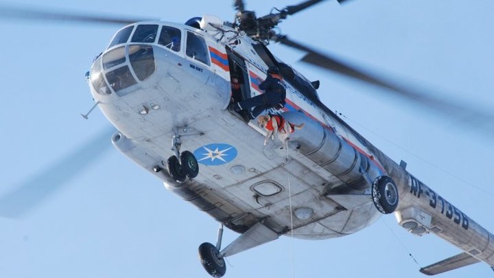 В Белом море тонет частное судно Фаворит: Людей рядом пока не обнаружено - источник