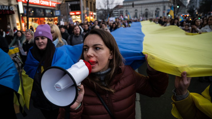 От Зеленского требуют мира любой ценой: Пока только элиты