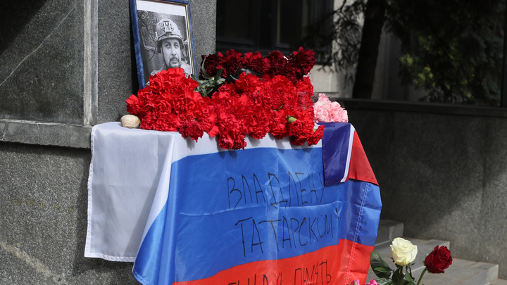 Пригожин посетил кафе, в котором был убит Владлен Татарский