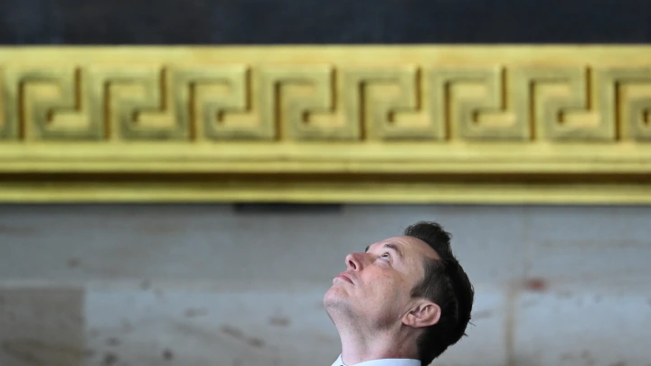 Мыльная опера в политике: Маск отвернулся от Макрона