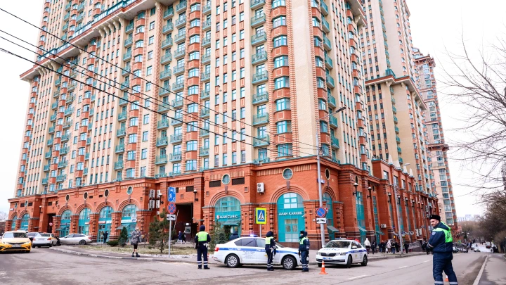 За день до убийства Саркисяна спешно увезли из бани Вешки: Охрана заметила слежку. Опубликовано видео