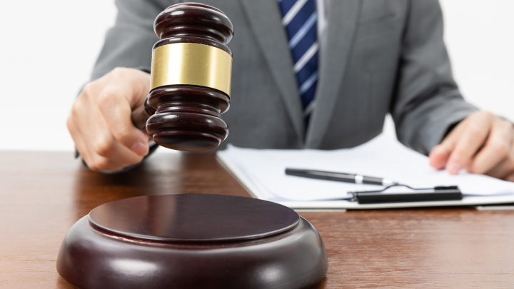 Штамп в паспорте — не семья: суд лишил вдову миллионов за погибшего бойца СВО