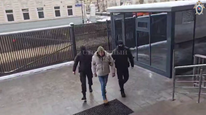 В Москве задержано 8 человек за трудоустройство 1000 нелегальных мигрантов