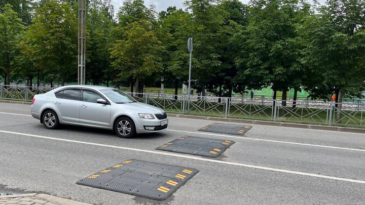 В Красногорске вместо лежачего полицейского положили берлинскую подушку