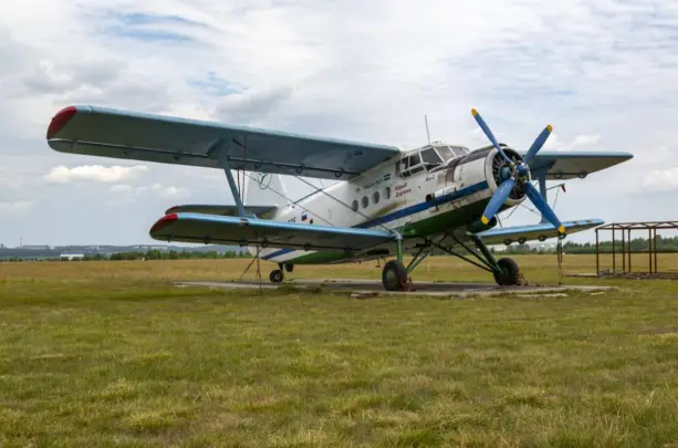 Приняли за беспилотник: в Башкортостане самолёт АН-2 попал под обстрел Приняли за беспилотник: в Башкортостане самолёт АН-2 попал под обстрел