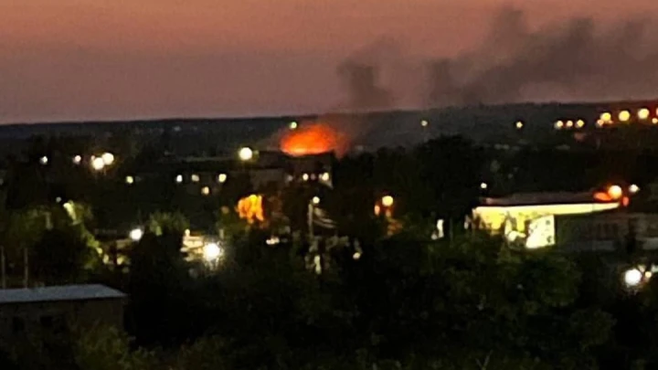 Взрыв в Нижегородской области: пожар на Заволжском моторном заводе, причины, пострадавшие, видео