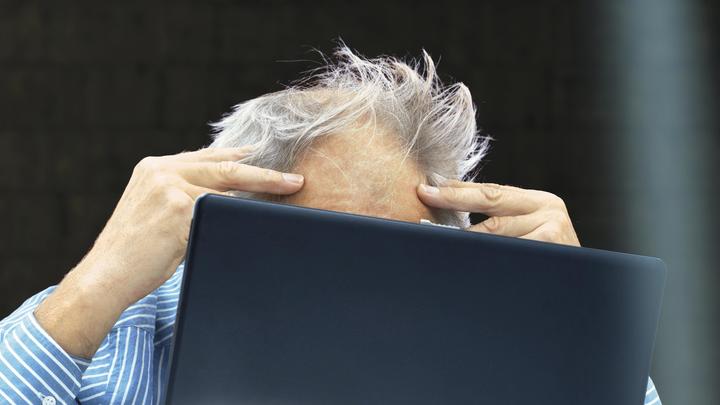 Витамины против седины? Эндокринолог назвала способы предотвратить седину