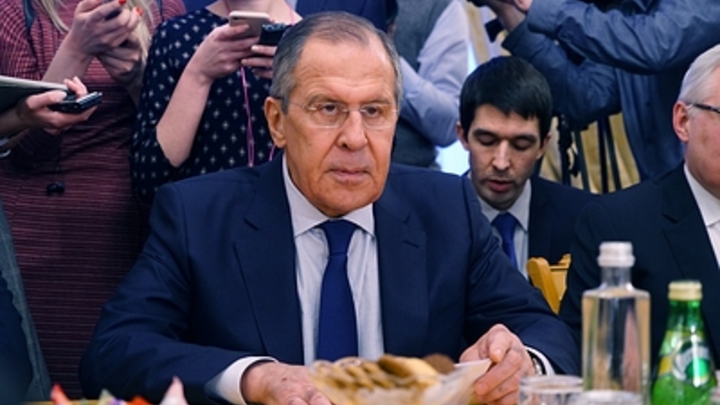 «Однозначная провокация»: Лавров указал на угрозу для судов от действий ВМС Украины