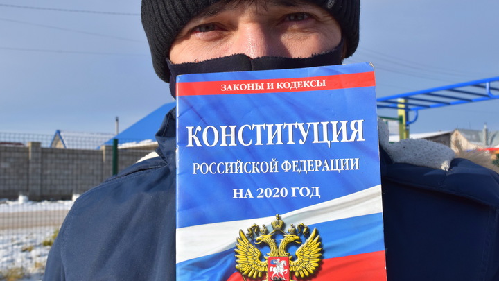 На что хотел бы обратить внимание: Путин призвал парламентариев соотносить законы с Конституцией