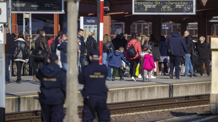Польская карта со Львом и Ровно. Русские усмехнулись: Гиена Европы ничего не получит