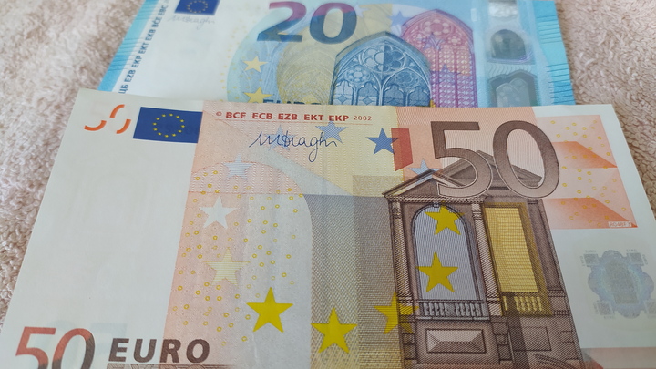 Евросоюз угрожает Польше перекрыть денежный кран