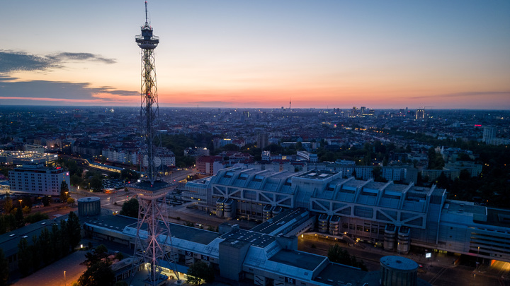 Нас ждёт горячая осень: Европе предрекли социальный взрыв