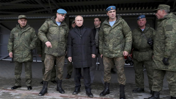 Официальный представитель Кремля Песков подтвердил поездку Путина в зону СВО