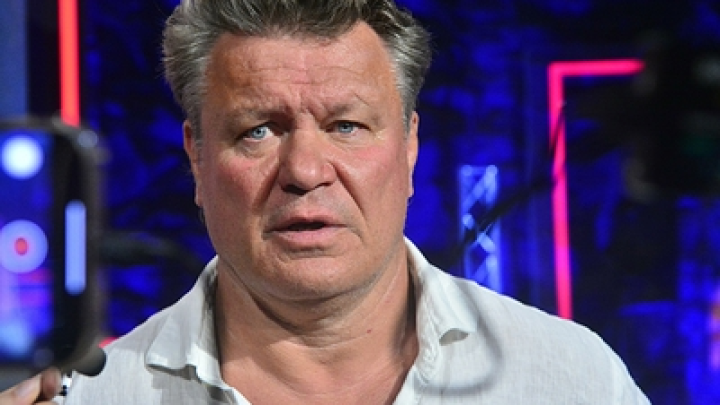 Тактаров связал смерть рестлера Халка Хогана с употреблением стероидов