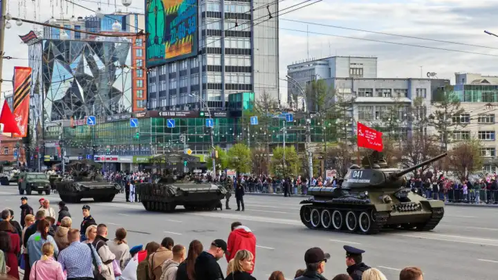 Какая погода будет 9 мая 2025 года в Новосибирске