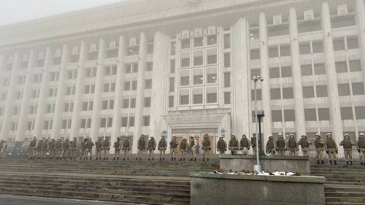 В Fitch рассказали, как январские протесты повлияли на суверенный кредитный рейтинг Казахстана