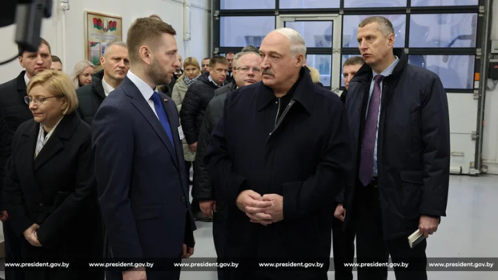 Лукашенко готов к полному перекрытию транзита с Польшей