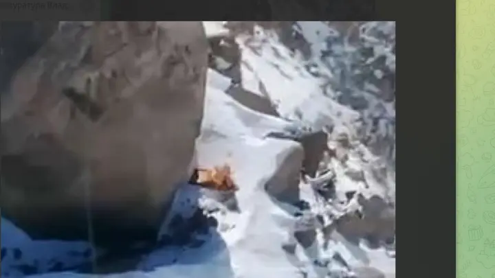 Спасение русской альпинистки на пике Победы отложено из-за плохой погоды