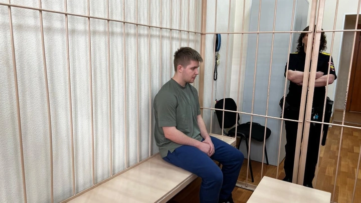 Устроившего в Новосибирске смертельное ДТП сына алтайского бизнесмена отправили в СИЗО