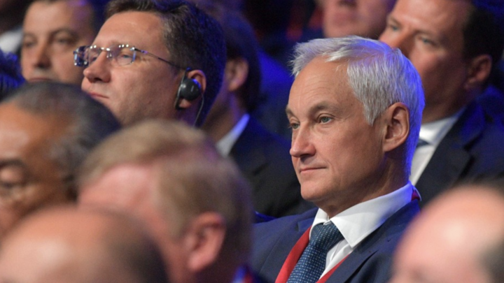 Девочки-красотки из Минобороны: Кто вошёл в новую команду Белоусова?