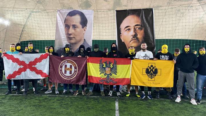 Активисты Двуглавого орла поддержали консервативные силы Испании
