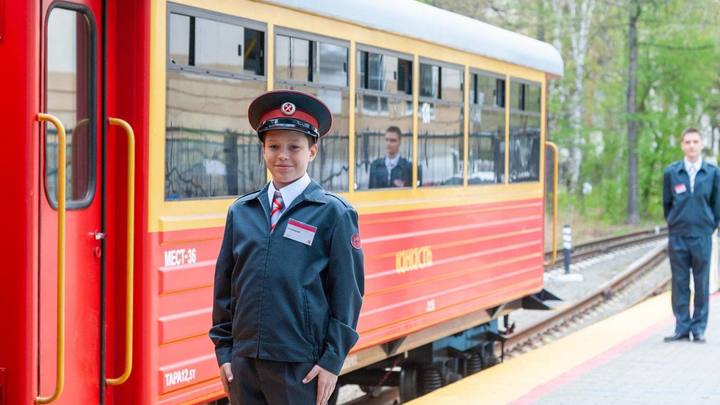 Вагончик тронется: назначена дата открытия движения на детской железной дороге