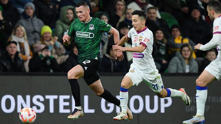 ФК Краснодар вернул себе лидерство в чемпионате России, обыграв ЦСКА на 90-й минуте