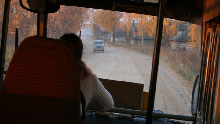 Водитель автобуса из Новосибирска бросил пассажиров по дороге в Барнаул