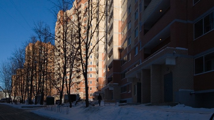 Студенты вернутся к учёбе после трагедии в общежитии СахГУ: Губернатор уточнил детали