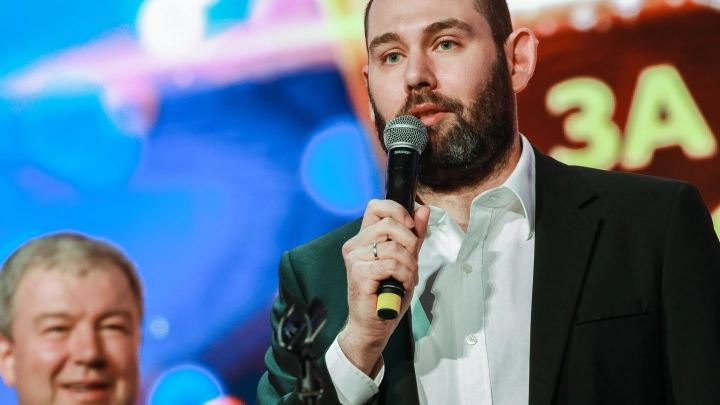 Готов петь для русских: Комик Слепаков* отложил принципы ради денег и выдвинул странное условие