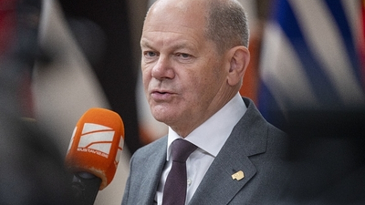 Дилемма Шольца: Русские деньги заморозили, что дальше - никто не знает