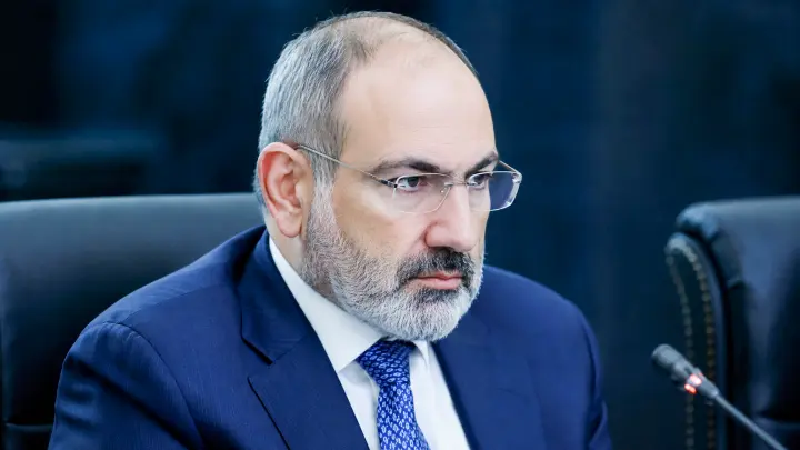 Вляпался Пашинян. Чтобы показать насколько глубоко, Кедми позволил себе пошлость Вляпался Пашинян. Чтобы показать насколько глубоко, Кедми позволил себе пошлость