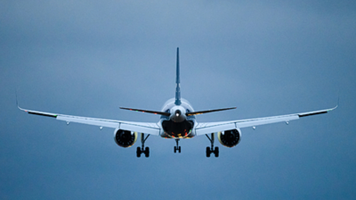 Пилот Аэрофлота унизил Героя России Дамира Юсупова. От авиакомпании требуют ответа