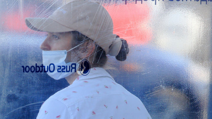 Ждут ли петербуржцев новые ограничения? Власти дали прогноз на вторую волну