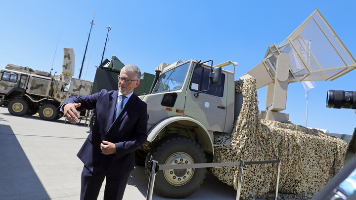 Экс-посол Украины жёстко оскорбил немецкого депутата после вопроса о его сыне, проживающем в ФРГ