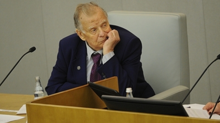Ошибка Алферова: нобелевский лауреат стал единственным коммунистом, поддержавшим повышение пенсионного возраста