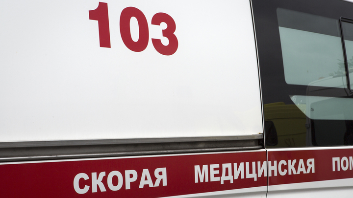 Врачи скорой помощи в Челябинской области переоделись в охотников за привидениями [Фото]