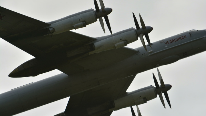 Тонкий намёк Токио: Русские ракетоносцы Ту-95МС пронеслись над Японским морем