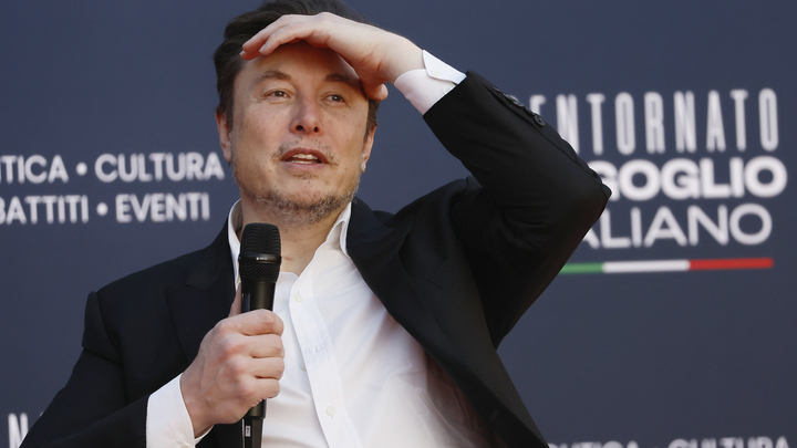 Илон Маск заявил, что новый 2024 год будет еще безумнее, чем предыдущие