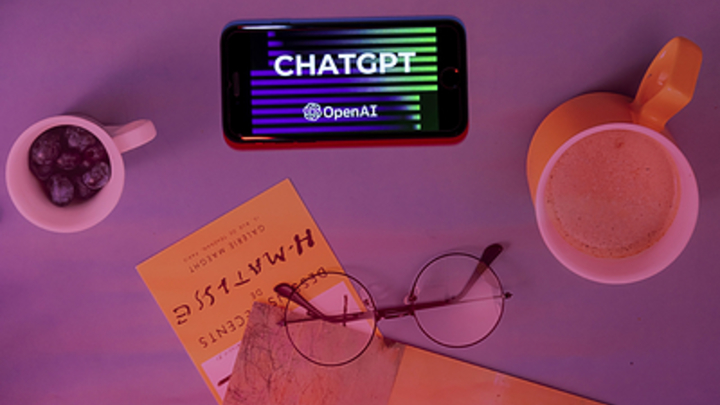 Чат-бот ChatGPT начинают запрещать в Европе: Какие нарушения обнаружили в сервисе?
