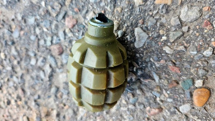 В Краснодаре рабочий во время покоса травы нашёл гранату  
