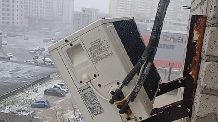 Метель, ураган, обледенение судов: В Новороссийске объявлено штормовое предупреждение