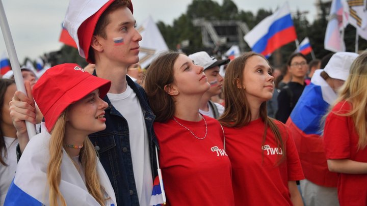 Организации Юг молодой исполнился один год